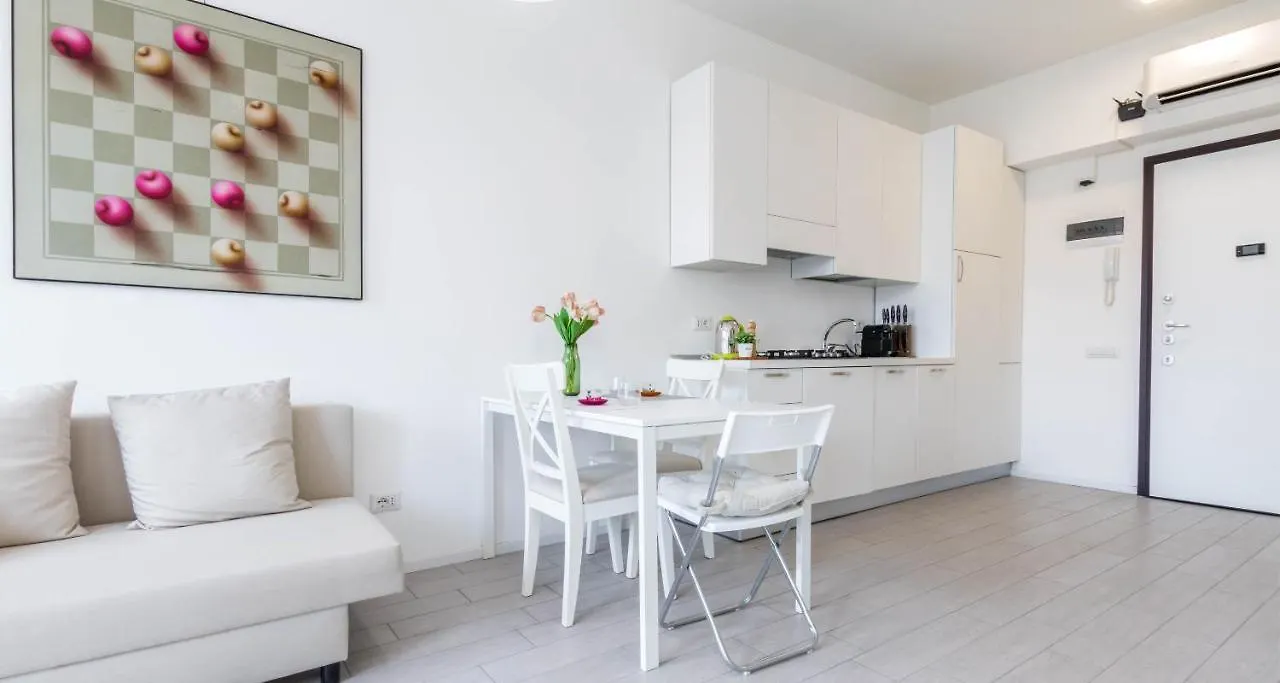 Joivy Bright Studio For 3 Near Porta Romana And Ied Milan 0*,